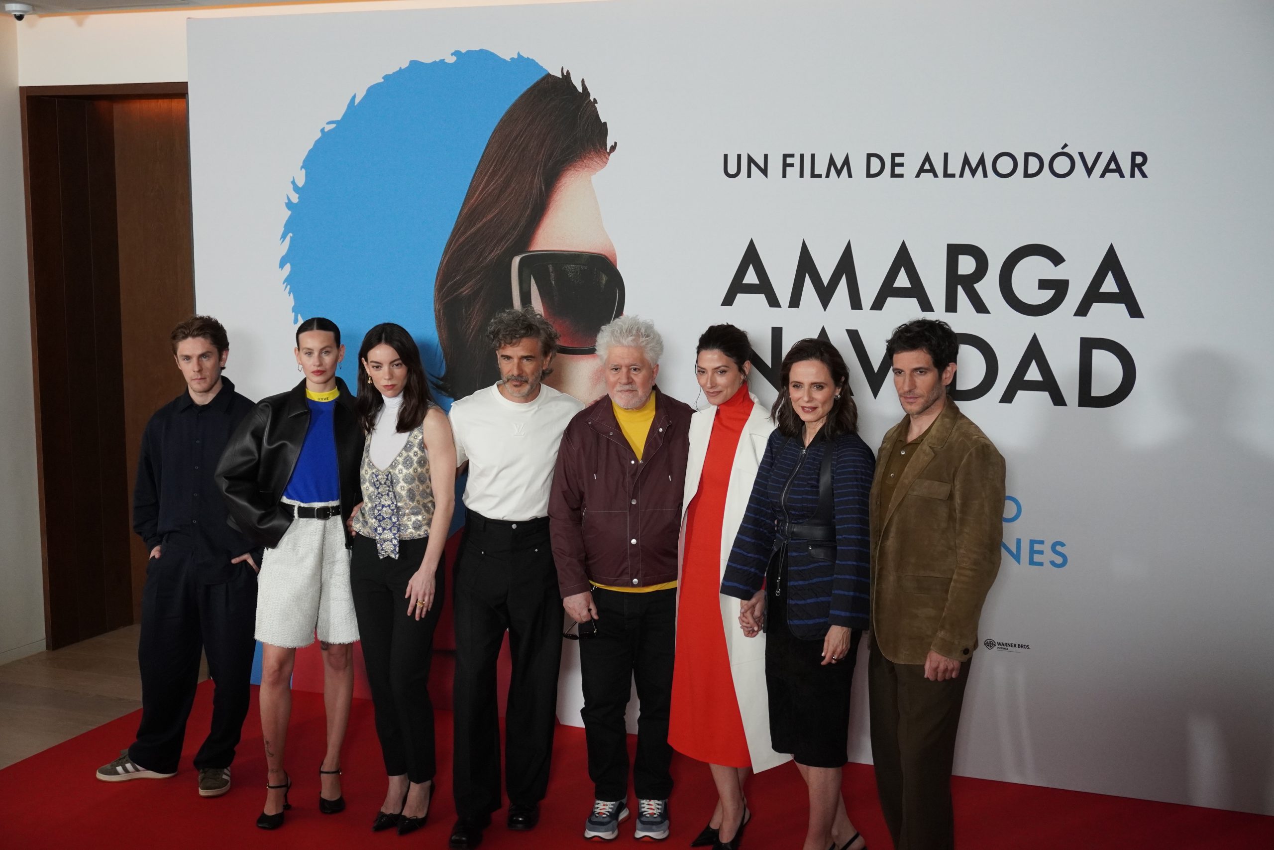 El universo Almodóvar vuelve a reunirse: así fue el photocall de Amarga Navidad
